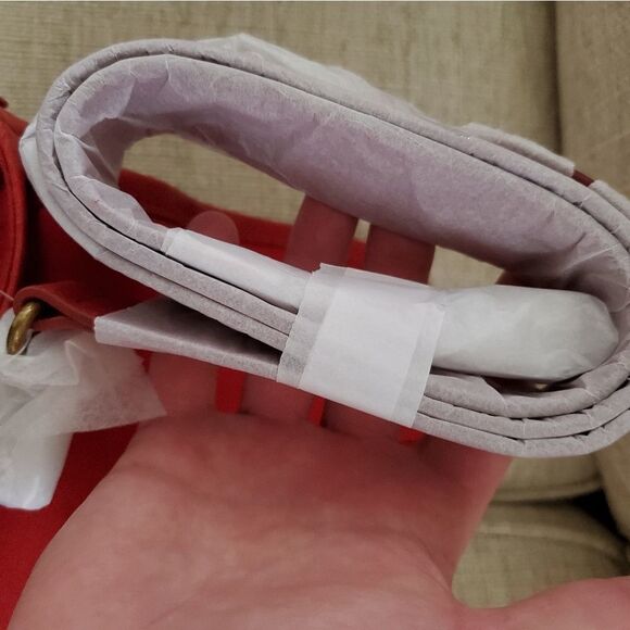 Frye Lucy Leather Saddle Bag in Red - NEW - Picture 13 of 16